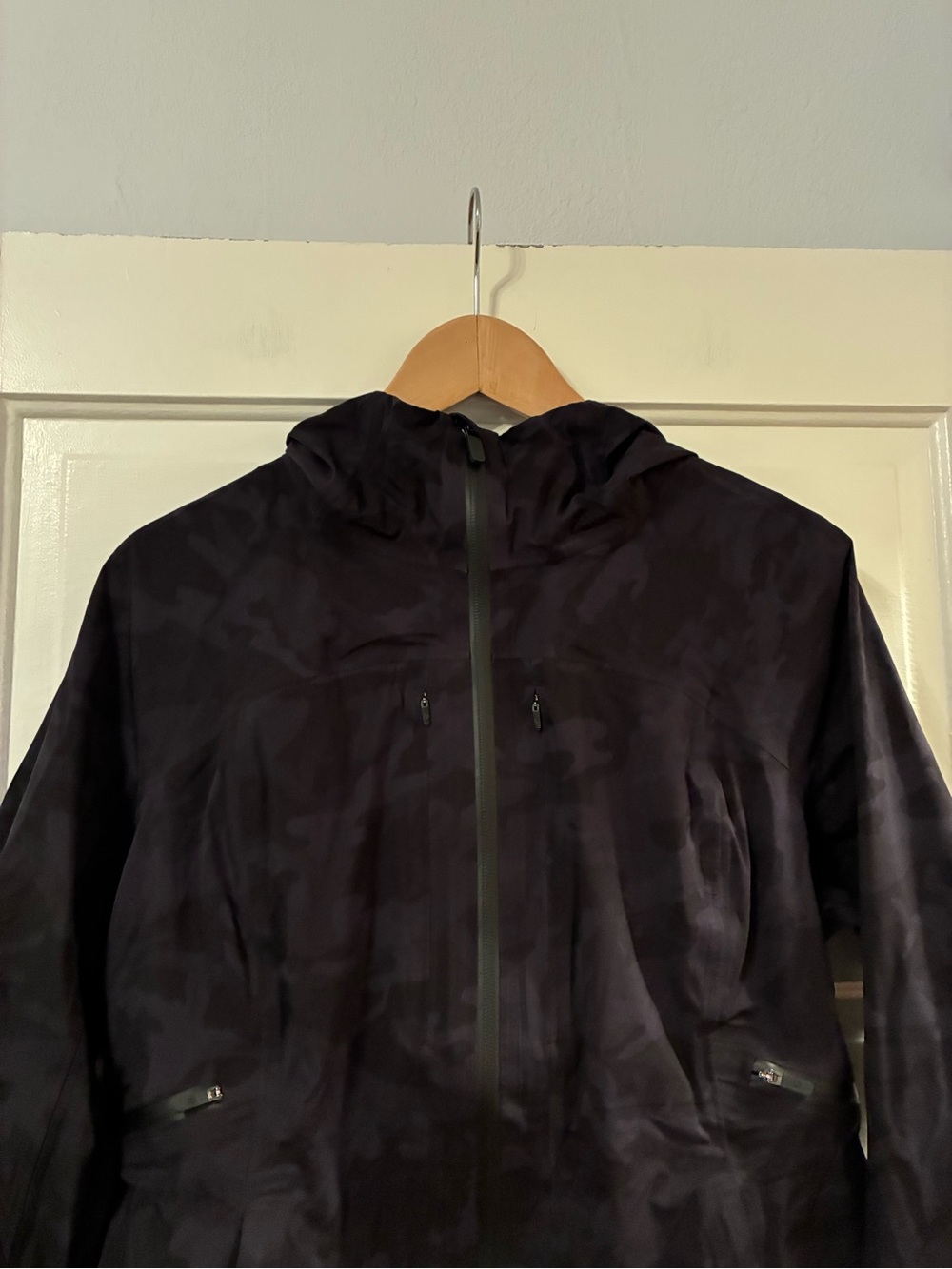 Lululemon Break a Trail Jacket Incognito Camo Multi Grey Size 12 - Picture 6 of 10